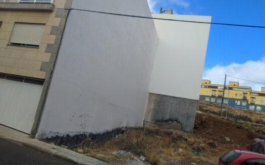 PERMUTA D DE SOLAR POR OBRA FUTURA SOLO A PROMOTORES O CONSTRUCTORES